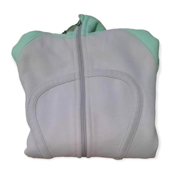 Lululemon, Size 6 ,Color off white/Green - Picture 6 of 6